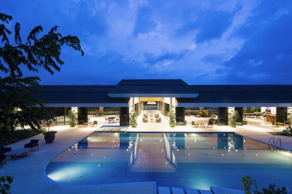 Luxury Hillside Villas – Cinematic Tour